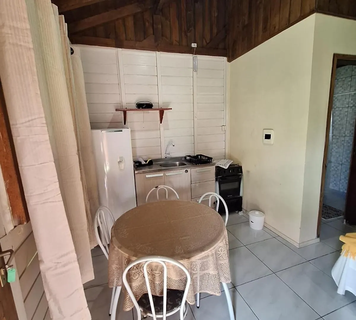 Lodge Chale'S Zinn - Praia Do Rosa Imbituba
